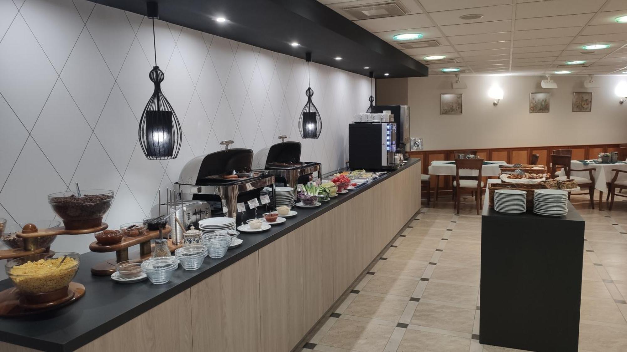 Vitalmed Hotel Шарвар Экстерьер фото